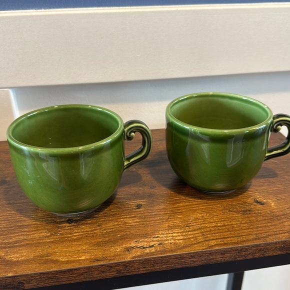 Pier 1 Italy - Set of 2 Stoneware Mug Coffee Tea Cup Green - Picture 1 of 9